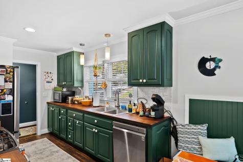 34 Nottingham Road Greenville SC 29607