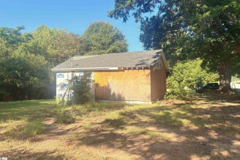 7815 W 76 Highway Laurens SC 29360