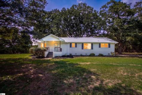 488 Tabor Woods Road Pickens SC 29671