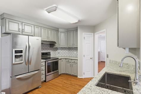 17 S Penobscot Court Simpsonville SC 29681