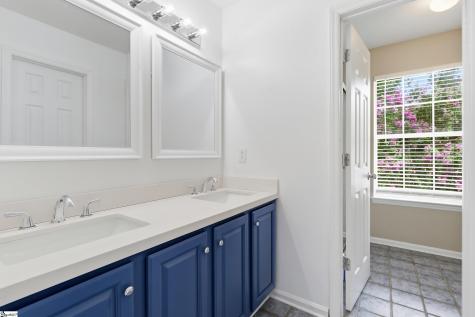 17 S Penobscot Court Simpsonville SC 29681