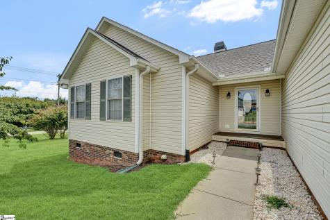 101 Summercrest Court Easley SC 29642