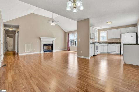 101 Summercrest Court Easley SC 29642