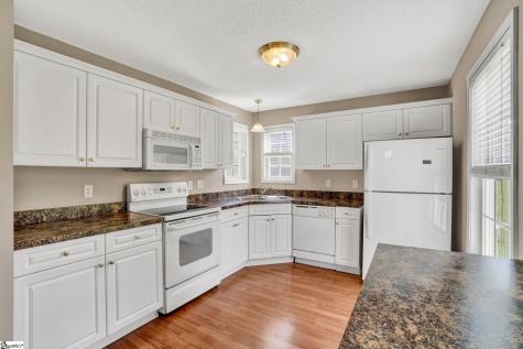101 Summercrest Court Easley SC 29642