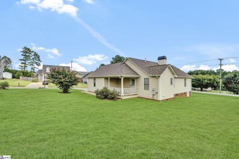 101 Summercrest Court Easley SC 29642