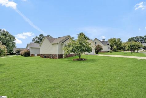 101 Summercrest Court Easley SC 29642