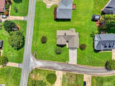 101 Summercrest Court Easley SC 29642