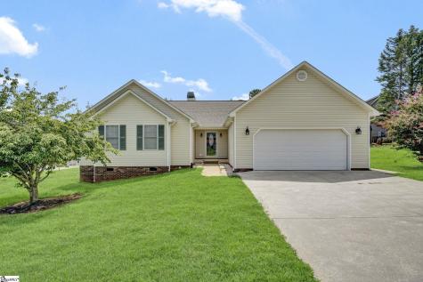 101 Summercrest Court Easley SC 29642