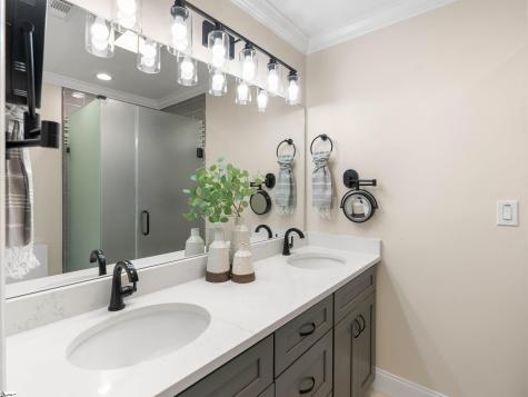 453 Circle Road Greer SC 29651