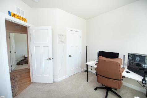 912 Bernstein Avenue Spartanburg SC 29302