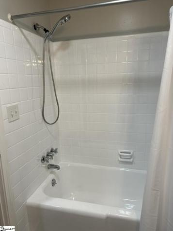 5 Green Leaf Drive Greenville SC 29617