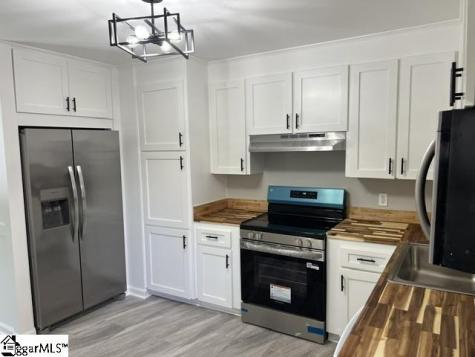 5 Green Leaf Drive Greenville SC 29617