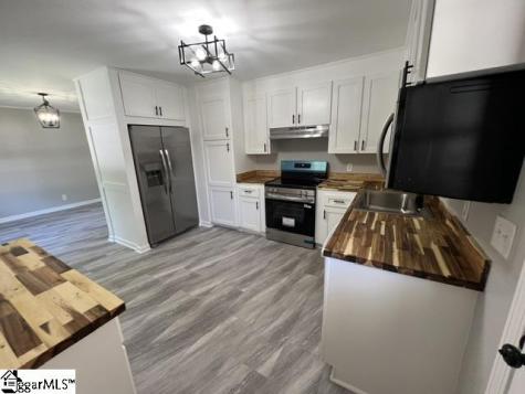 5 Green Leaf Drive Greenville SC 29617