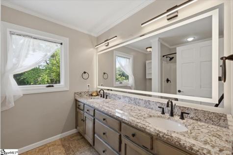 105 Sugar Hill Court Simpsonville SC 29681