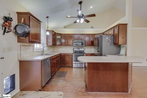 189 Fond Du Lac Drive Central SC 29630