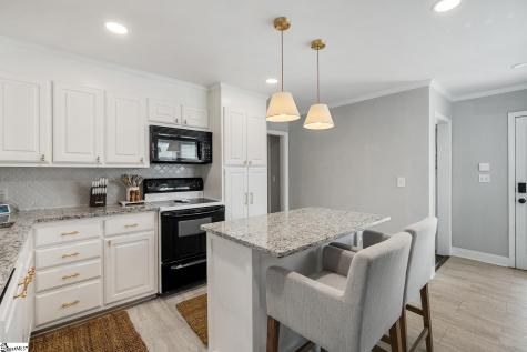 216 Beth Drive Greenville SC 29609