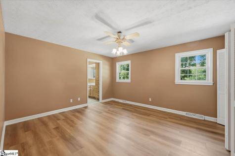 7 Norwich Drive Greenville SC 29609
