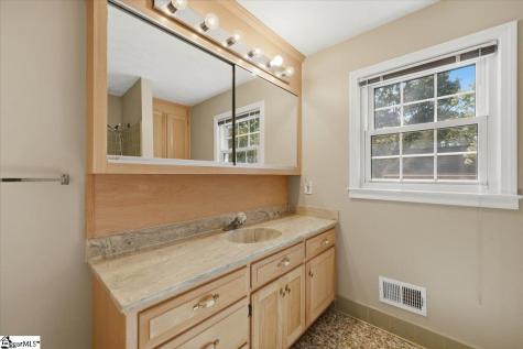 7 Norwich Drive Greenville SC 29609