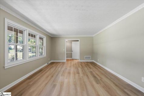7 Norwich Drive Greenville SC 29609