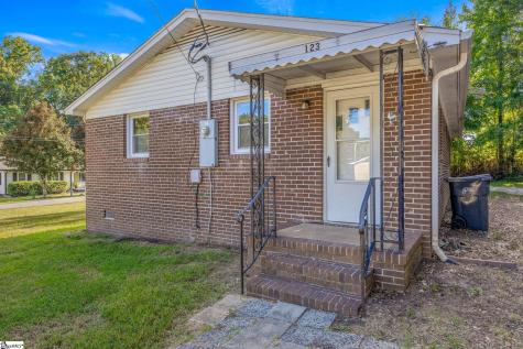123 Paris View Drive Travelers Rest SC 29690