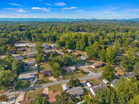 123 Paris View Drive Travelers Rest SC 29690