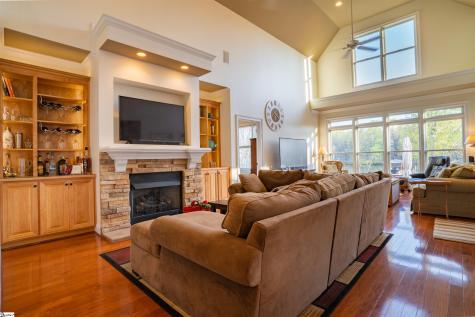 327 Arsenal Drive Ninety Six SC 29666