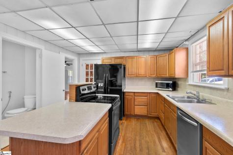 2821 Poinsett Highway Greenville SC 29609