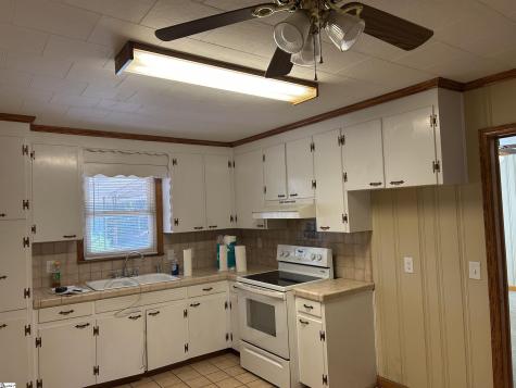 1598 Sunset Boulevard Clinton SC 29325