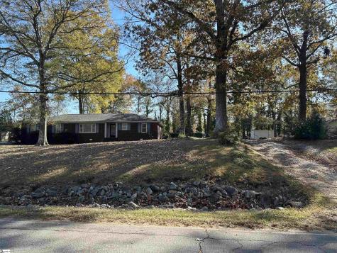 1598 Sunset Boulevard Clinton SC 29325