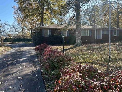 1598 Sunset Boulevard Clinton SC 29325