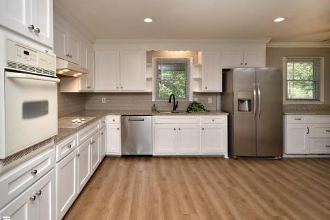 127 Rolling Green Circle Greenville SC 29615