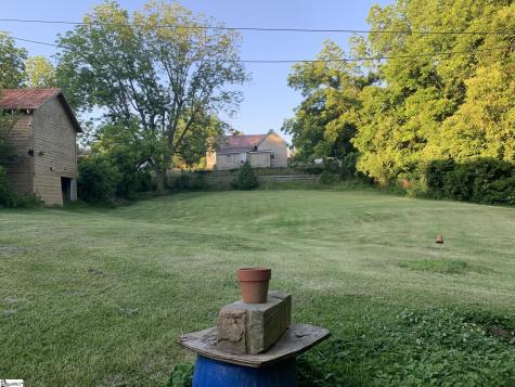 207 Ellis Avenue Abbeville SC 29620