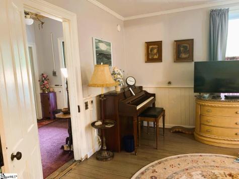 207 Ellis Avenue Abbeville SC 29620