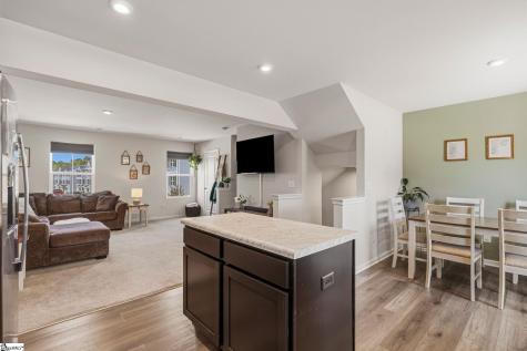 8 Bearmont Trail Greenville SC 29617