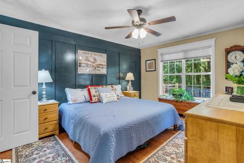211 Tripp Street Williamston SC 29697