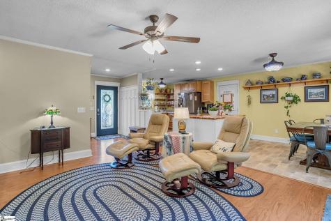 211 Tripp Street Williamston SC 29697