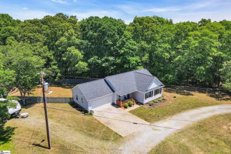 211 Tripp Street Williamston SC 29697
