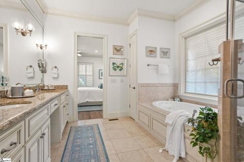 114 Woodland Way Greenville SC 29601