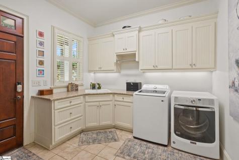 114 Woodland Way Greenville SC 29601