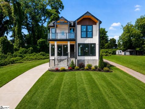 33 Happy Avenue Greenville SC 29609