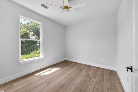 33 Happy Avenue Greenville SC 29609