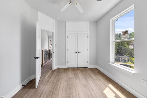 33 Happy Avenue Greenville SC 29609