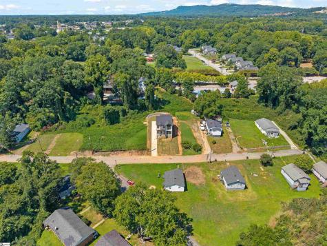 33 Happy Avenue Greenville SC 29609