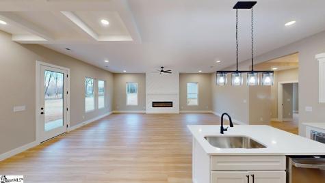 546 Dillon Street Chesnee SC 29323