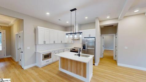 546 Dillon Street Chesnee SC 29323