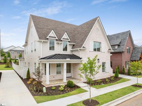5 Crossmoor Circle Greenville SC 29607