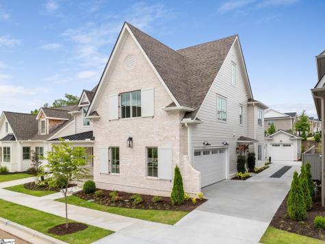 5 Crossmoor Circle Greenville SC 29607