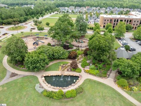 5 Crossmoor Circle Greenville SC 29607