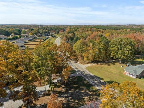 1543 Highway 11 Chesnee SC 29323