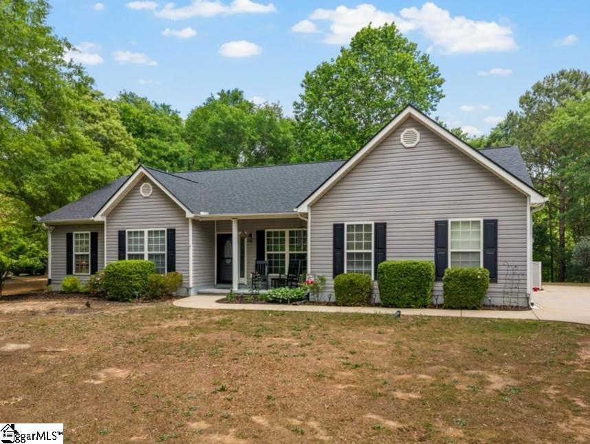 543 Thorn Cove Lane Chesnee SC 29323